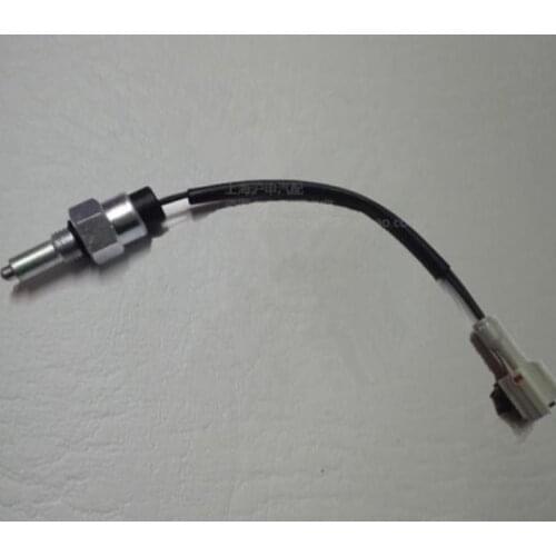 1PC Back Up Light Switch Reversing light switch with cable for Chinese SAIC ROEWE MG3 ROEWE 350 new model Auto car motor parts