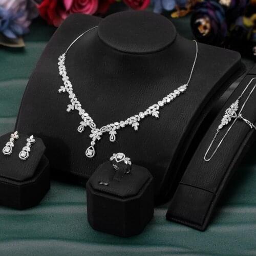 Unique Design 4PCS Zircon Jewelry Set Necklace Bracelet Length Is Adjustable For Women Wedding Anniversary Party Bridal Gift