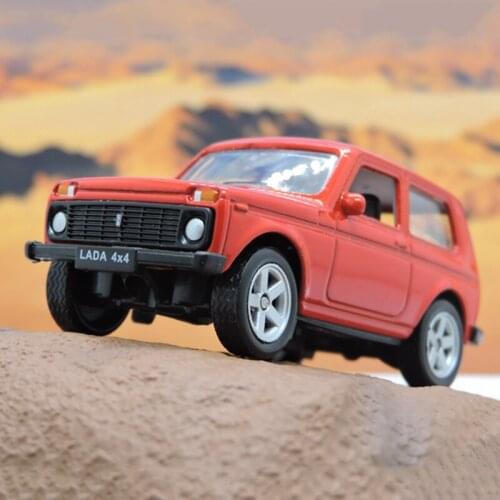 WELLY 1/60 Scale Ladaniva Off-road Vehicle Small Passenger Car Simulation Alloy Car Model Collectible Decoration Gift Toy Car