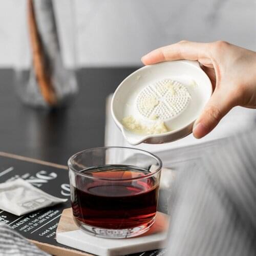 Japanese Ceramic Auxiliary Food Grinder Fruit Masher Carrot Ginger Grinding White Simple Food Vegetable Masher Garlic Masher