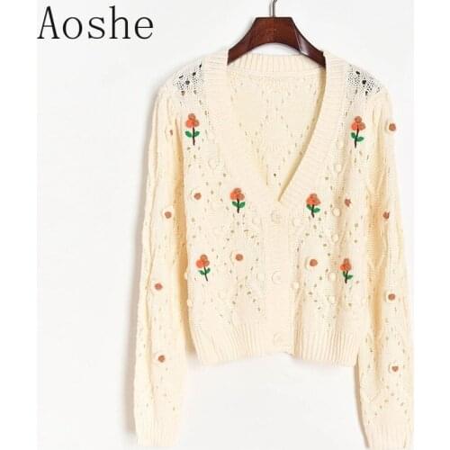 Women Cute Crop Cardigan Sweater Coat 2020 Winter Hand Hook 3D Floral Appliques Hollow Out Cardigan Female Fall Knitwear Tops
