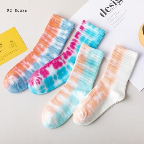 New Couples Tie-dye Gradient Color Men and Women Socks Cotton Harajuku Funny Soft Happy Vortex Hip Hop Fashion Girls Sockings
