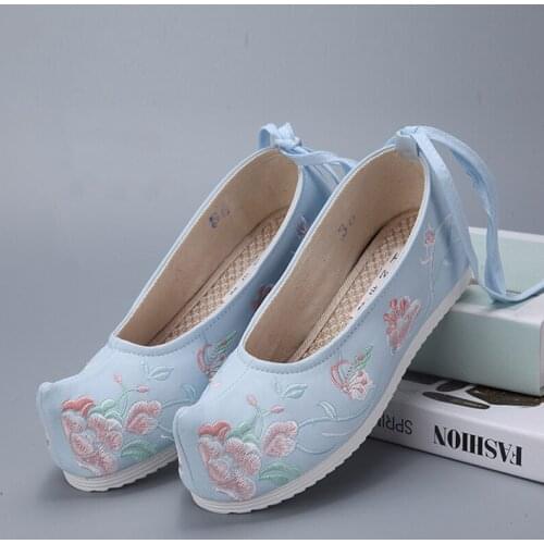 Woman Embroidery Shoes Ancient Old Peking Flower Canvas Casual Flats Vintage National Chinese Dancing Shoes 35-40