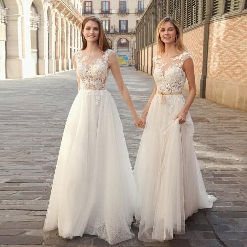 Sheer Scoop A Line Wedding Dresses Bohemian Lace Appliques Top with Tulle Skirt Floor Length Simple Bridal Gown Vestido de Noiva