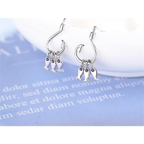 New Creative Personality Wishes The Hooked Fish Will Move 925 Sterling Silver Jewelry Crystal Eyes Women Stud Earrings SE889
