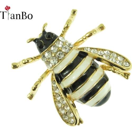 2018 New Year Yellow Bee Brooches For Men Cartoon Jewelry Fashion Womens Statement Small Scarf pins Gold color Insect Broches