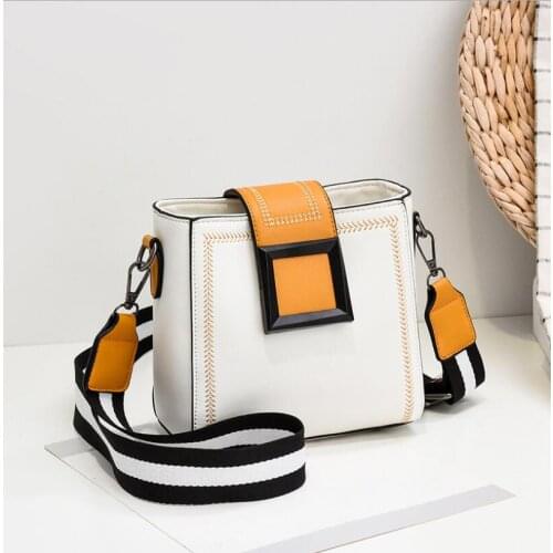 2021 New Fashion PU Leather Bucket Bag Simple Girl Shoulder Bag All-match Messenger Female Bag Shopping Change Phone Bags