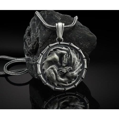 Round Dragon Necklace Pterodactyl Pendant Mens Nordic Amulet Hot Sweater Chain Mens Necklace