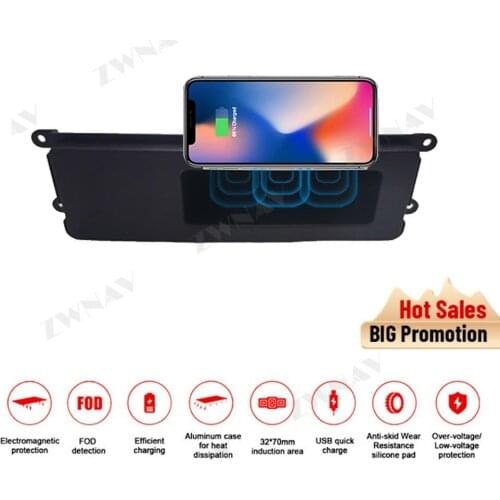 QI Car fast wireless charger For Mitsubishi Pajero 2017 2018 infrared Fast Wireless Charging Car Phone Holder for iPhone XR XS