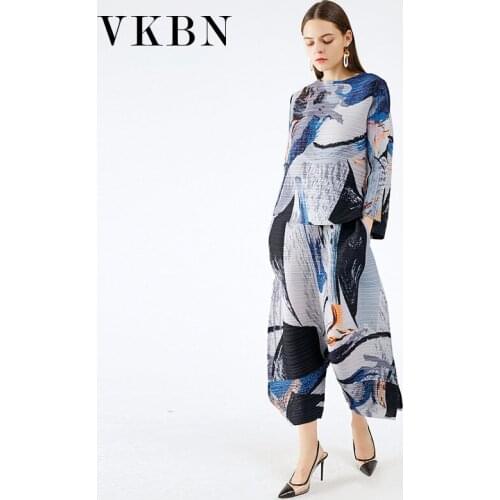 VKBN Spring Autumn Irregular Top 2 Piece Set Women Pleated Fabric Printing Straight Trousers Suit O-Neck Pullover Pants Set