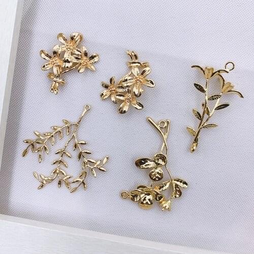 HAOSAW 4Pcs/Lot Choose/Cooper Metal/Leaf/Flowers/Multi Designs/Genuine Gold Plating Charm/Hand Made/Earring Jewelry
