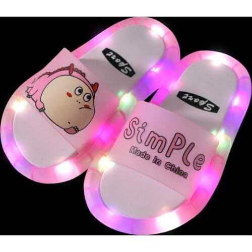 2021 Footwear Luminous Jelly Summer Childrens LED Slipper Girls Slippers PVC Non-slip Beach Sandals Kids Dancing Bathroom Shoes