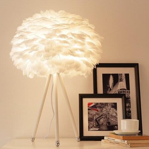 Radio Station Lamp Originality Personality Bedroom Bedside A Living Room Study Romantic Girl Princess Feather Ins Desk Lamp