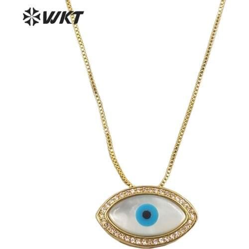 WT-MN971 Newest fashion micropave CZ bezel natural white shell evil eye necklace women turkey horse eye pendant necklace