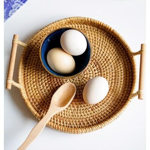 LuanQI Handwoven Rattan Round Storage Tray With handle Vine Basket Bread Food Plate Fruit Cake Drink Platter Dinner Serving Tray