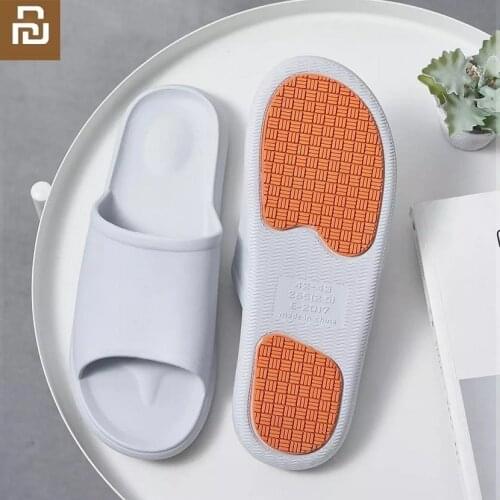 Men Home bathroom non-slip slippers indoor Floor Flat Shoes Summer massage flip flop health soft and wear-resistant