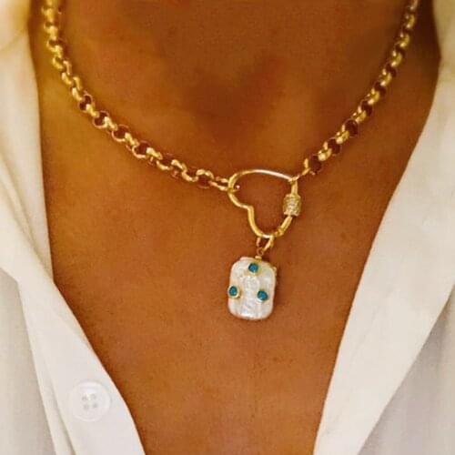 Women Fashion Punk Chain Necklace Heart-shaped Spiral Buckle Decoration Men Short Necklace Unique Natural Pearl Pendant Jewelry