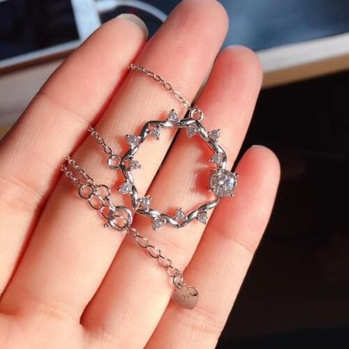 Shiny 0.5 ct Moissanite Gemstone Necklace Women 0.5 ct Necklace Fine Jewelry 925 Sterling Silver Birthday Gift Shiny Gem