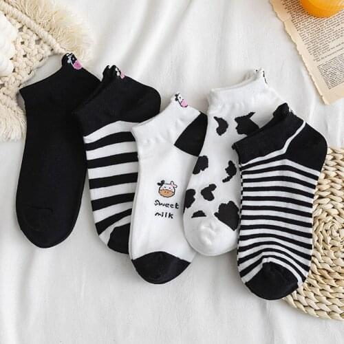 Black and white jacquard socks ladies socks shallow mouth boat socks summer thin section Korean cartoon cow cute cotton socks