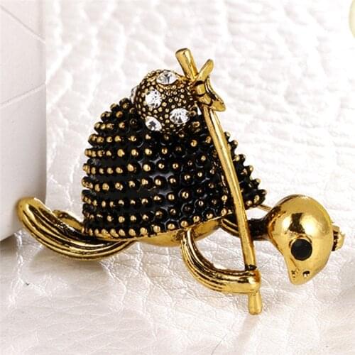 Vintage Tortoise Brooches Antique Color Turtle With Bag Shape Collar Clip Hijab Pins Animal Brooch Suit Corsage Badge