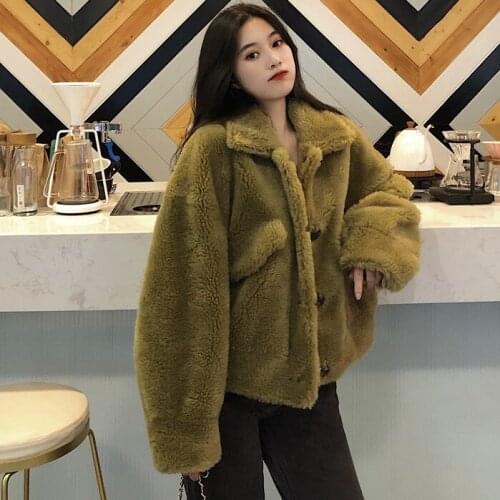 Winter Long-sleeved Hong Kong-flavored Green loose fur coat warm cotton female Korean version faux fur clothing F458