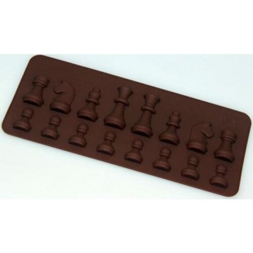 15-Cavity Chess Shaped Ice Chocolate Sugar Cake Silicone Mini Cube Tray Chess