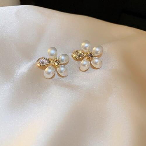 2021 New Fashion Fresh Pearl Flowers Drop Earrings Jewelry Contracted Korean Lovely Trend Elegant Women Earrings