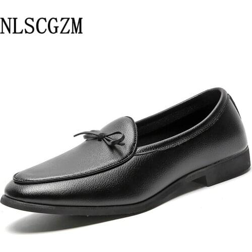 Italian Formal Slip on Shoes Men Coiffeur Oxford Shoes for Men Business Suit Mens Dress Shoes Loafers Office 2021 Zapatos Vestir