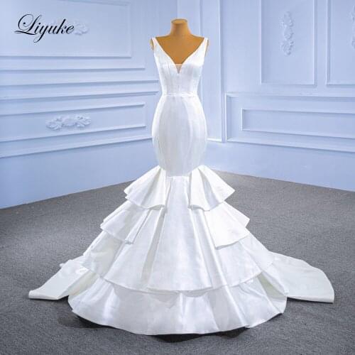 Liyuke Pure White V Neckline Mermaid Wedding Dress With Ruffles Lace Up Back vestido de noiva
