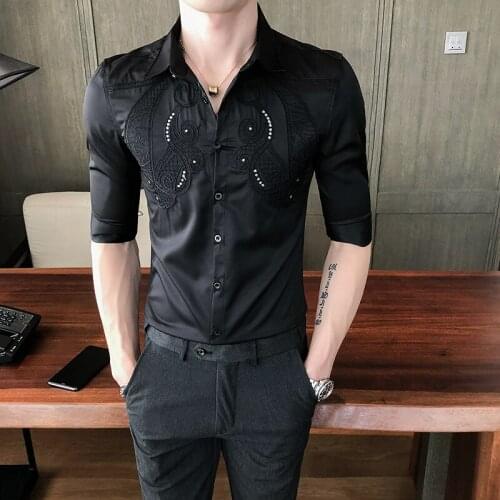 Harajuku Embroidery Men Fashion Luxury Brand Social Business Shirt Men Slim Fit Half Sleeve Shirts Men Fashion New Autumn Print
