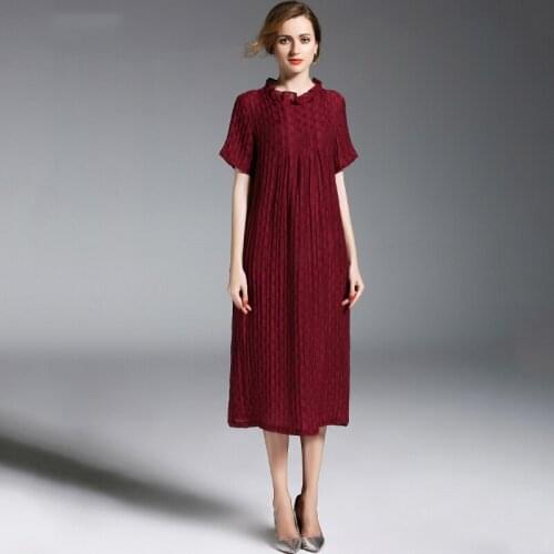 Sprinkle red pleated lotus leaf collar mid-length dress holiday style large size slim long skirt