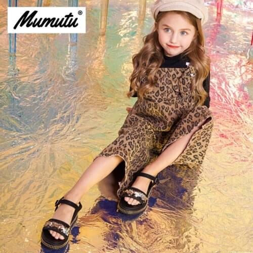 Odorless soft standard size children like girls breathable anti-wear casual light glitter Girls summer scandals MM1563