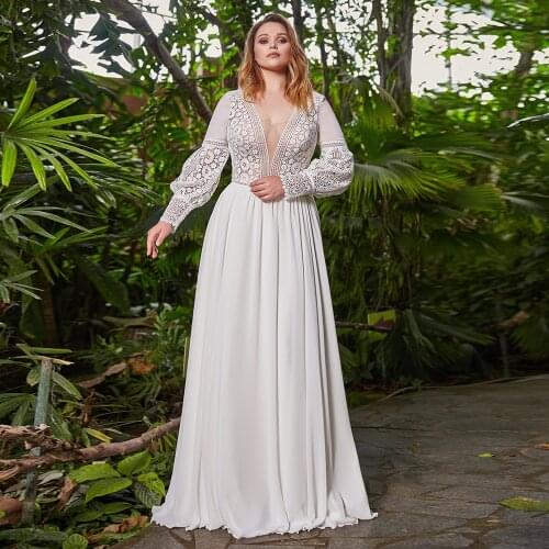 Plus Size V-Neck Wedding Dress Long Sleeve Appliques Bridal Gown Backless Lace-Up Chiffon A-Line Boho Vestidos De Noiva 2021