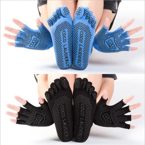 New Sports Yoga Socks Women Mitten Half Toe Non Slip Girls Half Fingers Cotton Warm Exercise Running Gloves 5 colors Yoga Sets