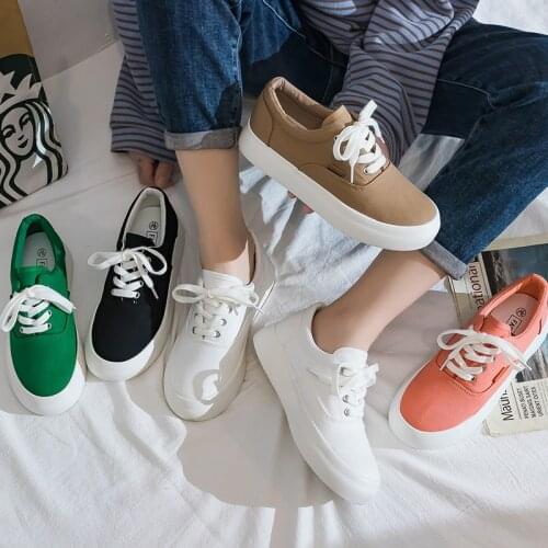 New small minority Japanese students' thick bottom bread canvas shoes womens ins versatile small fresh skateboarding shoes