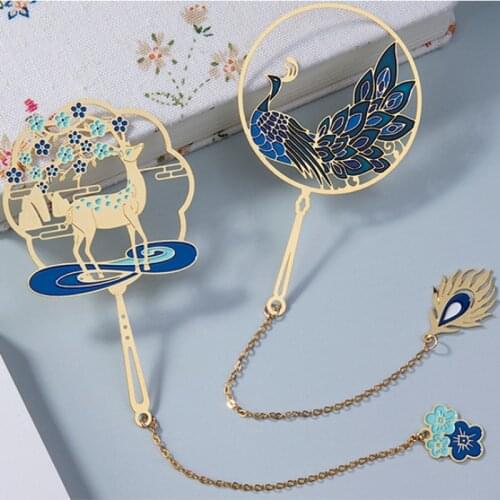 1Pcs Retro Chinese Style Metal Bookmark Peacock Deer Pendant Hollow Bookmark Book Tassel Pagination Mark Stationery Supply Gift