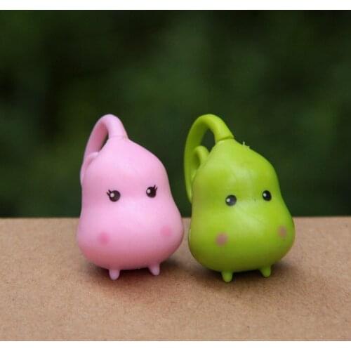 2pcs/lot Action Figure Bean sprouts lovers Microscopic Bonsai 3cm PVC Micro Landscape cartoon decoration Doll Model Anime