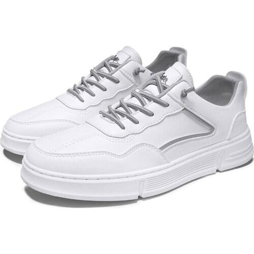 New Fashion Concise Style Mens Vulcanize Shoes In 2021 Summer Autumn Low Heel Lace-up Solid Colors Soft Casual Shoes for Climb