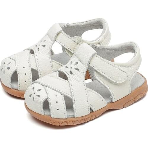 Genuine leather soft closed toe cut out children Girls sandals flat toddler Summer shoes