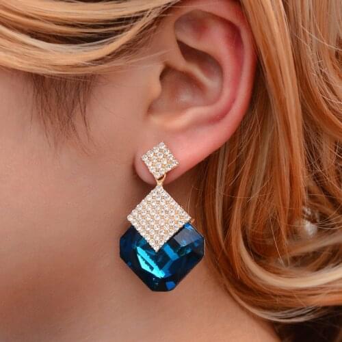 Fashion New Temperament Alloy Crystal Pendant Earrings For Women Exaggeration Geometric Metal Stud Accessories Jewelry