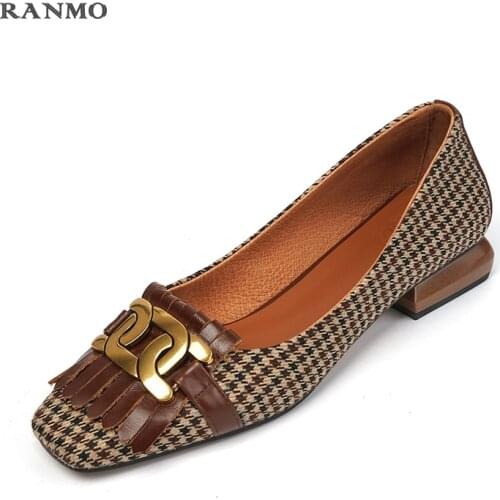 2021 Spring Summer Fashion Women Loafers Low Heels Boat Shoes Square Toe Dress Shoes Metal Decoration High Heels Shoes Women