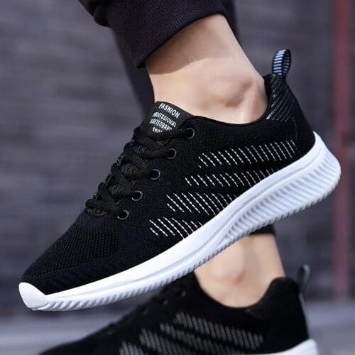 Mens Leisure Sports Flying Fabric Cold Adhesive Running Shoes Student Youth Ultra Light Simple Fashion Breathable Mens Sneaker