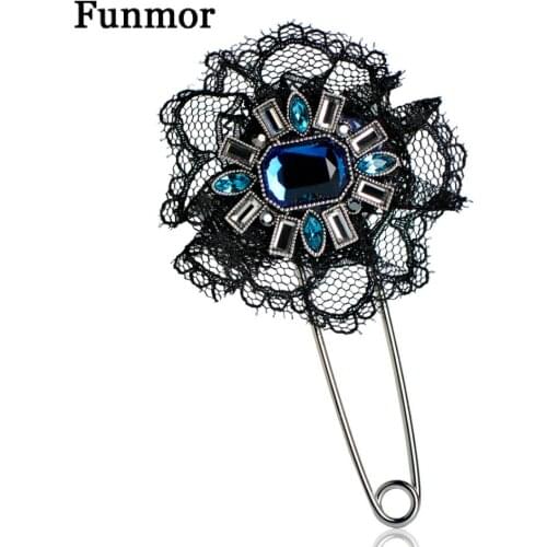 Funmor Vintage Black Lace Flower Brooches For Women Men Party Wedding Boutonniere Rhinestone Crystal Unisex Copper Lapel Pins
