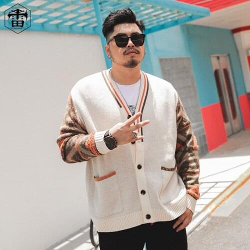 Winter fashion brand youth fattening and fattening sweater coat loose fat man knitting cardigan man