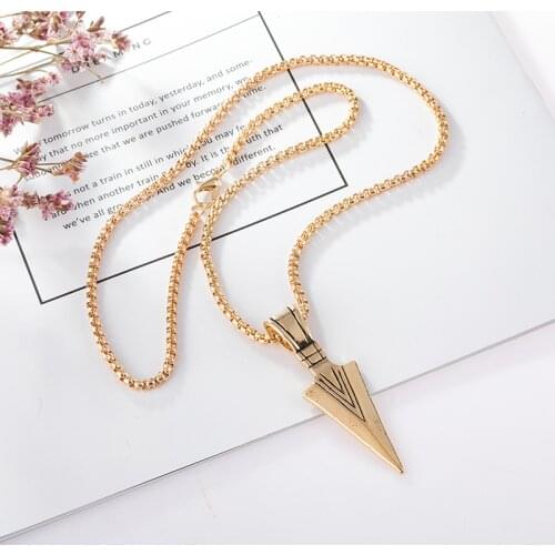 Simple personality metal spearhead necklace explosion models unisex fashion necklace jewelry