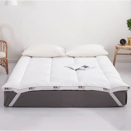 Comfortable Soft Feather velvet Fold Tatami Mattress home/hotel Bedding Mattress Topper Tatami Thick 5cm Mat With Straps