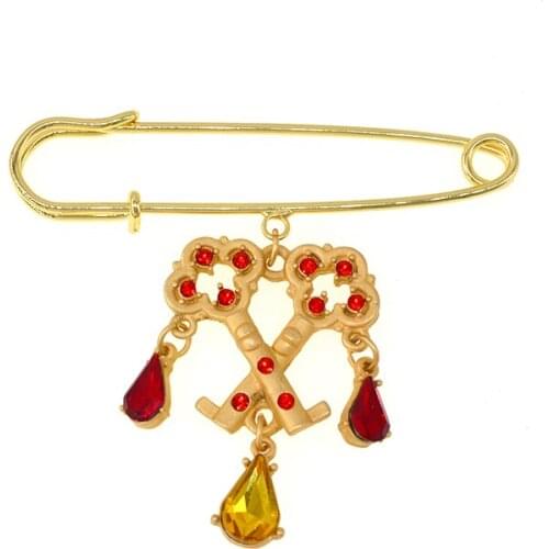 New Fashion Female Exquisite Rhinestone Brooches For Best Friend Charming Crystal Brooch Pins Jewelry Brooches Party Accessories