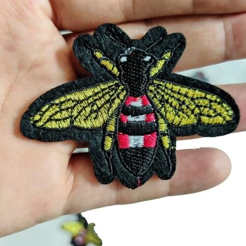 10pcs/lot Small Yellow Bee Patch Embroidery Sticker Iron on Patches for clothing applique embroidery DIY Clothing Accessories