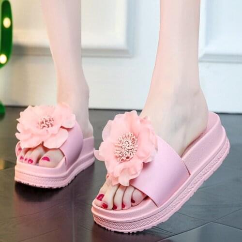 2021 summer new style ladies plus size slippers ethnic style flower womens shoes one-word drag thick-soled wedges slippers