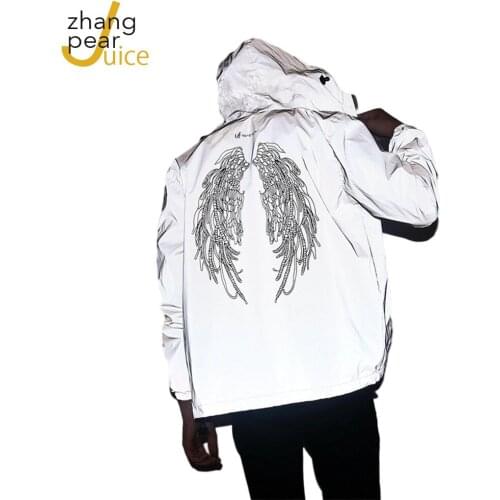 Long Sleeved Reflective Jacket Men Women Harajuku Windbreaker Streetwear Jackets Hooded Hip-Hop Night Shiny Coat Men
